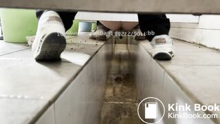 Beautiful girls pee and shit 13