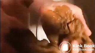 Woman shit diarrhea and smear it on her butt