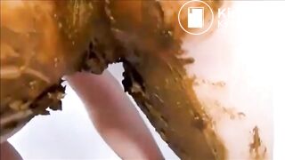 Girl shitting masturbating hard and squirting