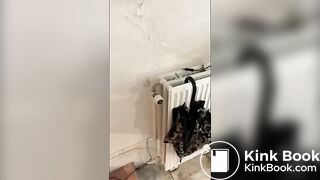 Annoymous black girls takes a shit