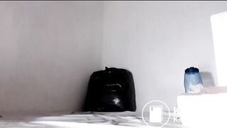 Heavy Squirter Linda Poops