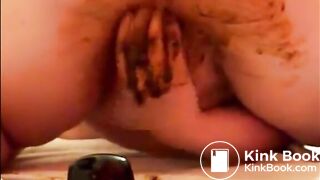 Fat woman shitting and masturbating