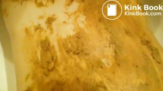 Scat Babe Experience a Shit Shower From Her BF