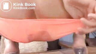 Hanna so sexy filling her knickers for us