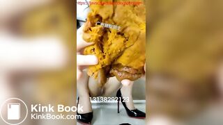 Chinese Girl Poopin