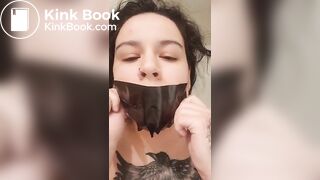 Amateur pooping into girl mouth