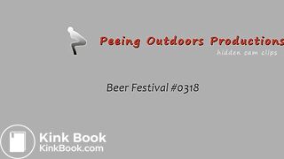 Girl_poops_in_street Danish