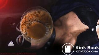 Most impressive living toilet girl ever!