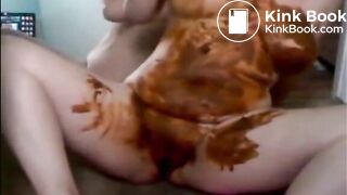 Big Mature Lady Smearing Shit All Over Her Body