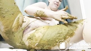 BrooklynsBottom - Pantyhose Poop and Smear