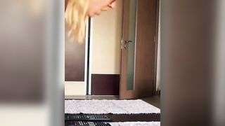 derrière devant le miroir