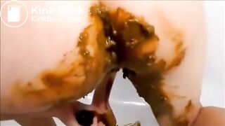 Scat woman shitting masturbating and squirting