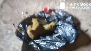 Amateur African gal poops in an abandoned building