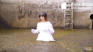 Green Wedding - Lyndra Lynn in cowshit