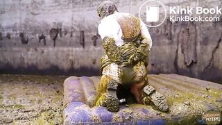 Green Wedding - Lyndra Lynn in cowshit