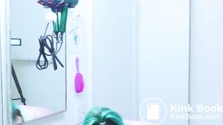 Teen Brushes Her Teeth With Poop In the Morning