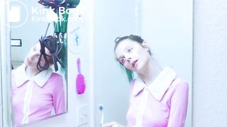 Teen Brushes Her Teeth With Poop In the Morning