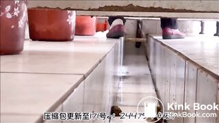 japanese girls shiting in public