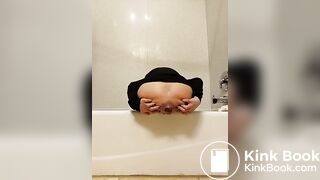 Hotel Turd And Hot Babe