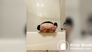 Hotel Turd And Hot Babe