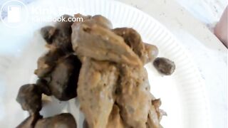 skinny teen girl pooping in the panties and smearing shit