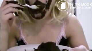 Masked blonde eating her own shit