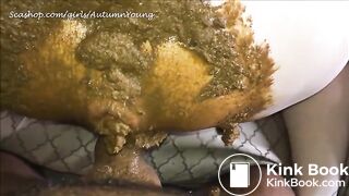 Messy scat couple playing