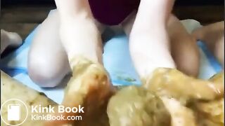 Messy scat deepthroat with vomit
