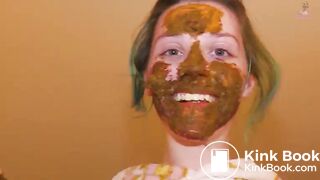 The first time ever i put scat in my hair!