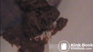 Sexy girl shitting