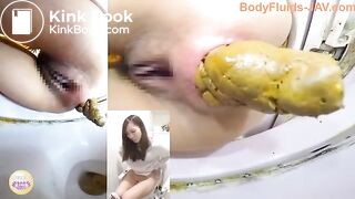 Asian girl hard to poop 7