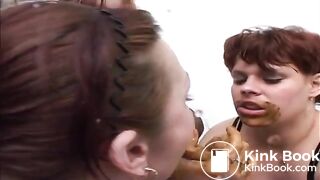 More messy scat action