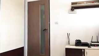 Drunk Scat Blonde.mp4