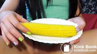 How to eat an ear of corn
