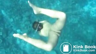 Horny Japanese girl underwater scat and sex