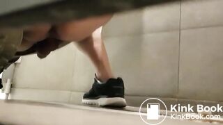 men's squat toilet