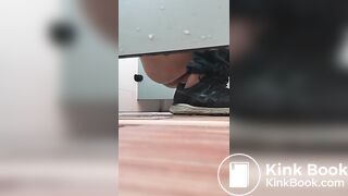 men's squat toilet