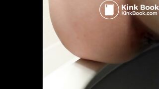 3 Short Clips Of An Awesome Pooper