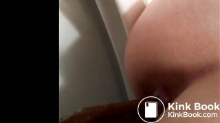 3 Short Clips Of An Awesome Pooper