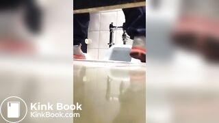 gents squat toilet