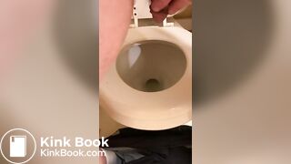 Taking a nice shit!