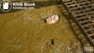 Wicked Betty in the manure channel - sexmachine