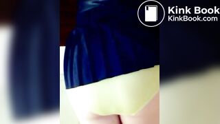 Filling yellow knickers