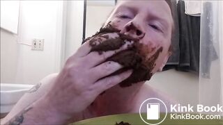 Amateur eating messy plate of shit