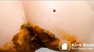 Russian masterbates with shit