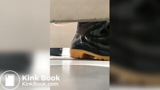 Men's Squat Toilet