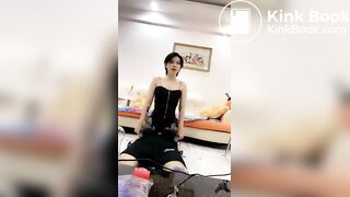Chinese SM Queen Facesitting Human Furniture Slave