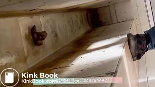 The girl defecated heavily in the toilet 2