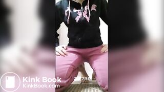 Z Z - Huge Pooping Milf