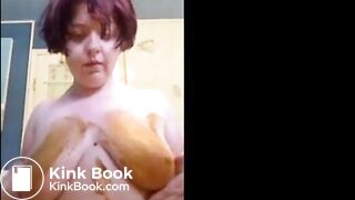Fat Slag Fingers Her Shit Out To Self Smear It